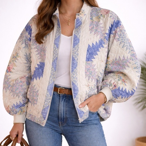 The Unbranded Brand Jackets & Blazers - Vintage Quilted Floral Zip Jacket – Women's Large Blue White Pastel